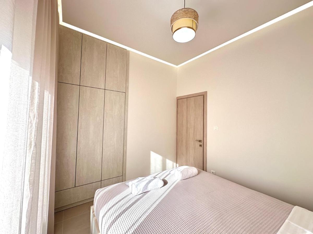 Seaside Deluxe Apartment Ялисос Екстериор снимка