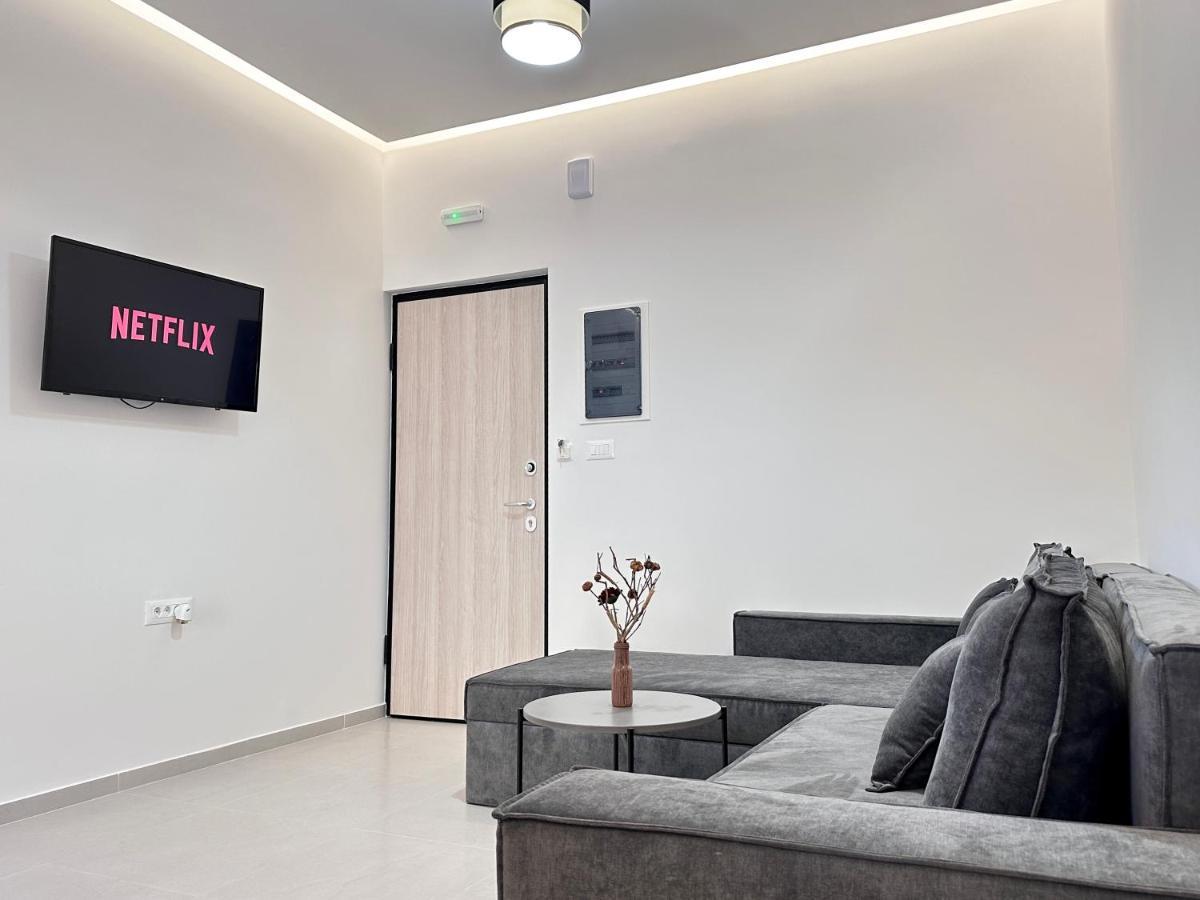Seaside Deluxe Apartment Ялисос Екстериор снимка