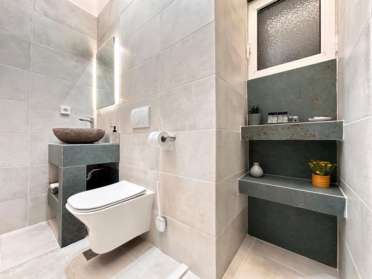 Seaside Deluxe Apartment Ялисос Екстериор снимка