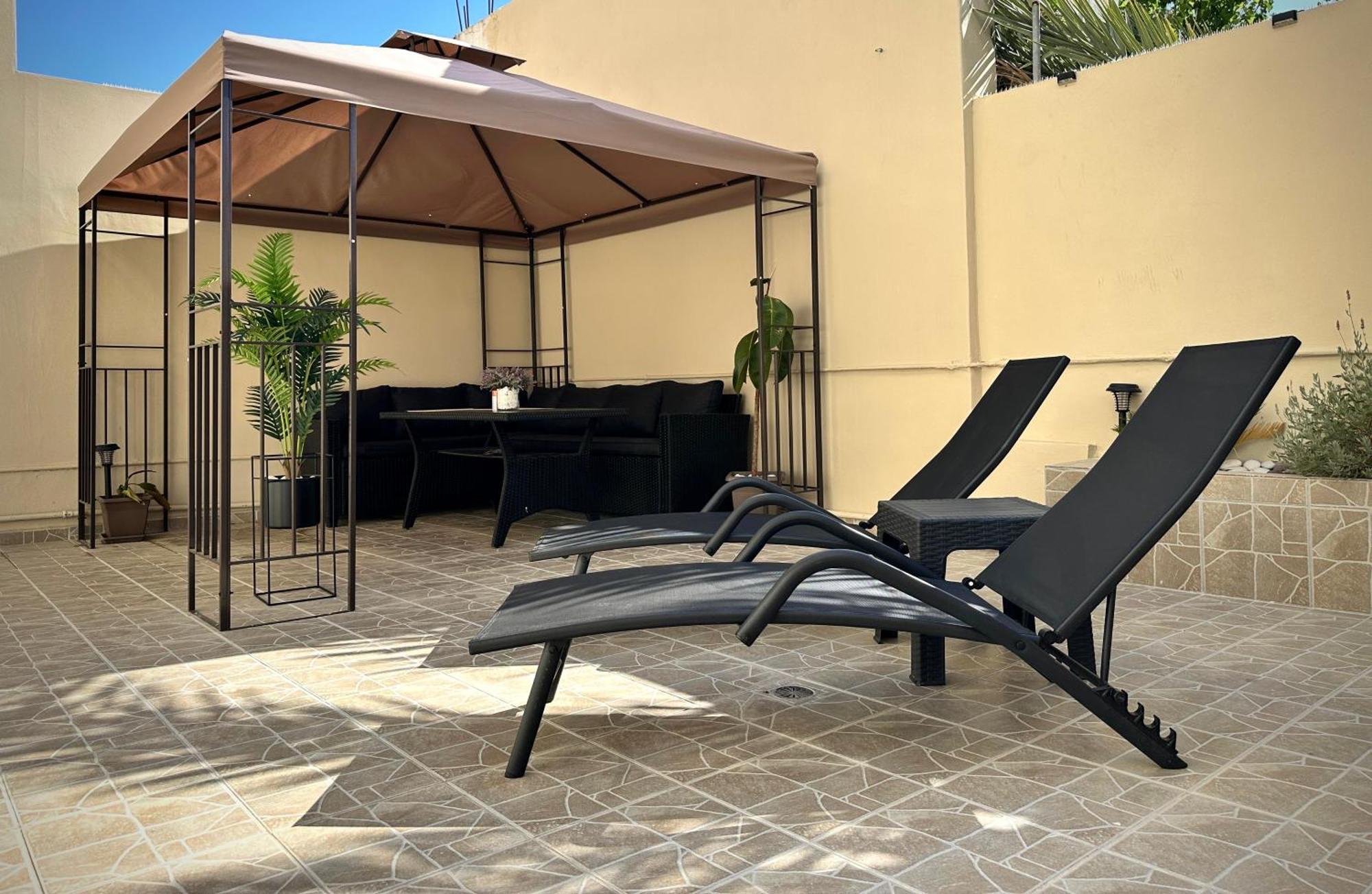 Seaside Deluxe Apartment Ялисос Екстериор снимка